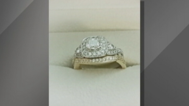 woman selling wedding ring to pay for husbands medical bills says buyer was thief - Selling Wedding Ring woman selling wedding ring to pay for husbands medical bills says buyer was thief - Selling Wedding Ring