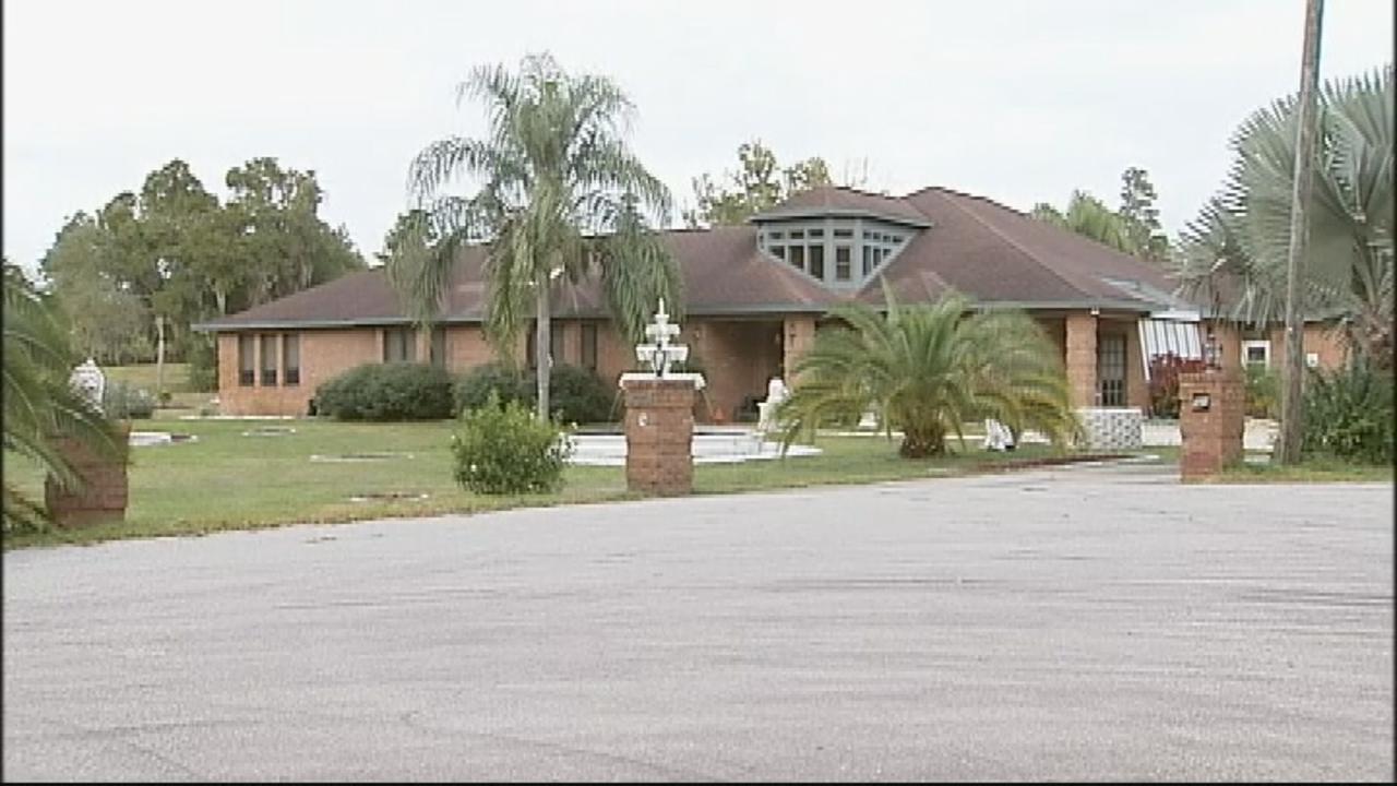 chicago-adult-care-facility-tight-little-pussies-of-girls-squirting-free-video