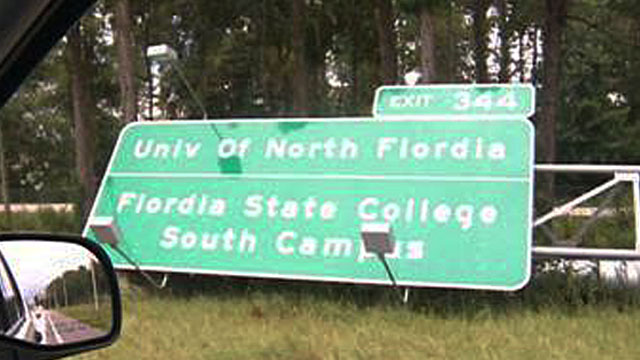 Misreadable Signs Misspelled Road Signs Wisconsin Highway Sign Misspells Every Word But